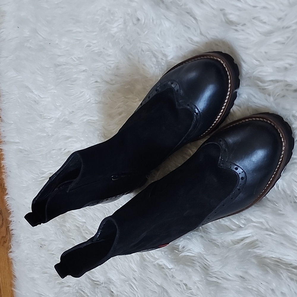 Black Suede/Leather Spectator Booties Marc Joseph 8.5